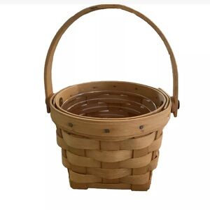 Longaberger Basket Small Round Moving Handle 1998 With Plastic Liner 9x6 inches